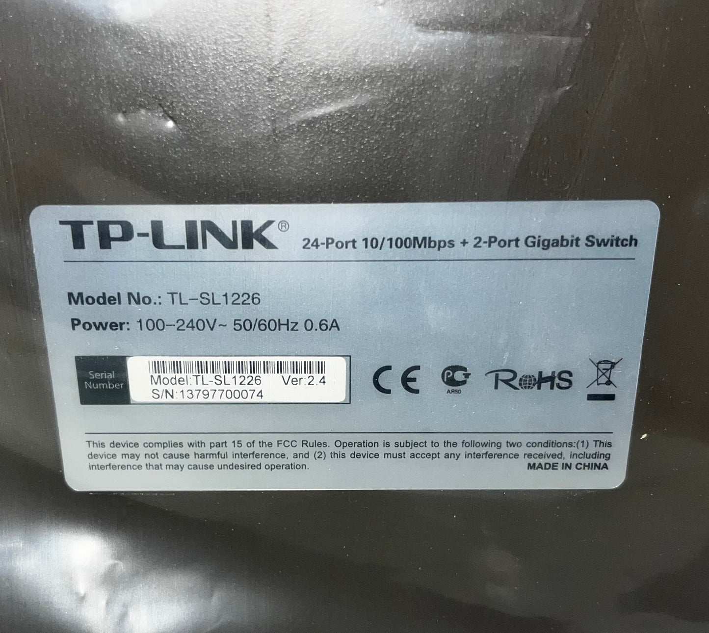 TP-Link TL-SL1226 24-Port +2 - Unmanaged Rackmount Network Switch by TP-Link