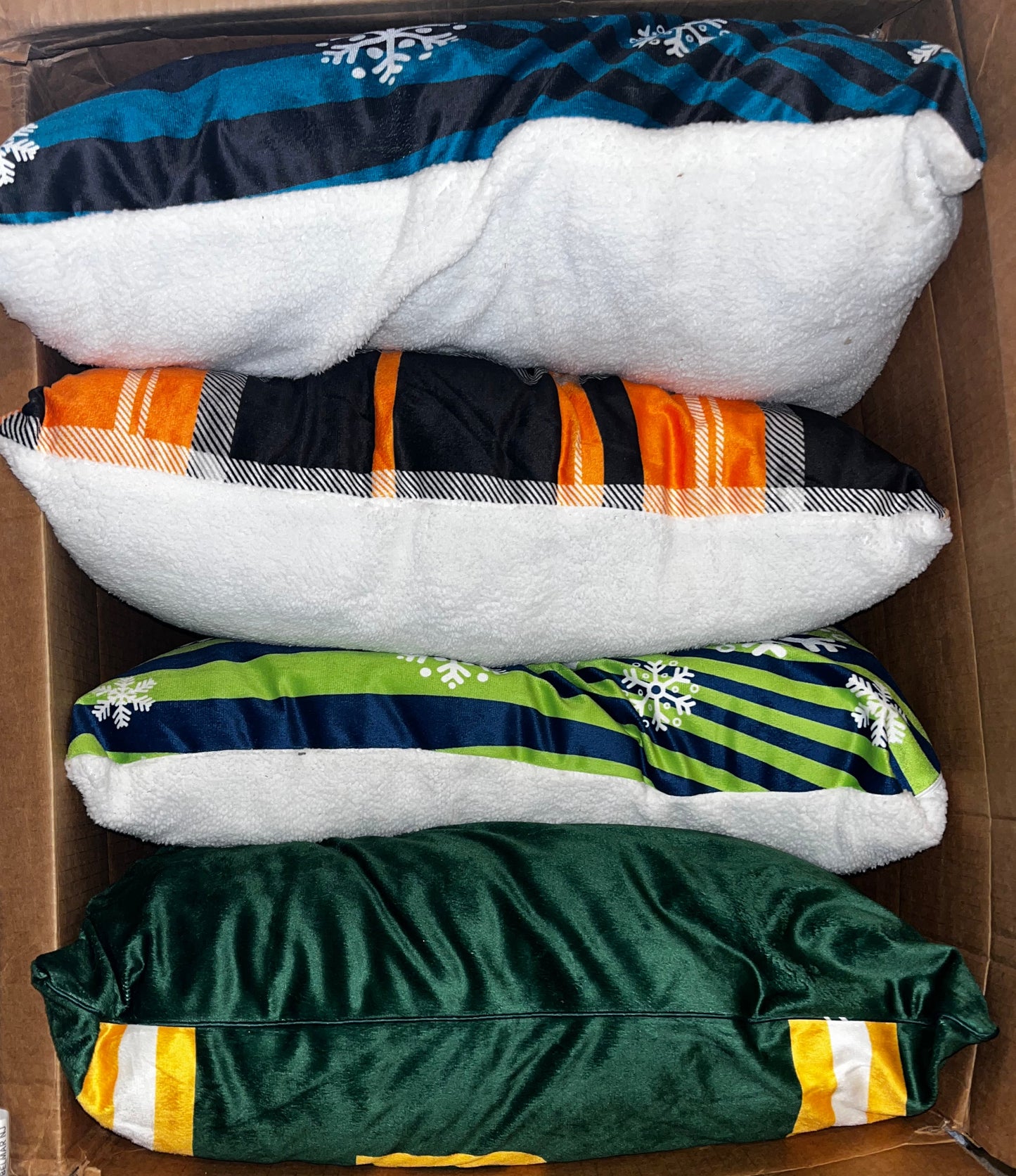 Mixed Lot - NFL & NCAA Team Throw Pillows – Decorative Sports Fan Cushions – Holiday & Team Designs