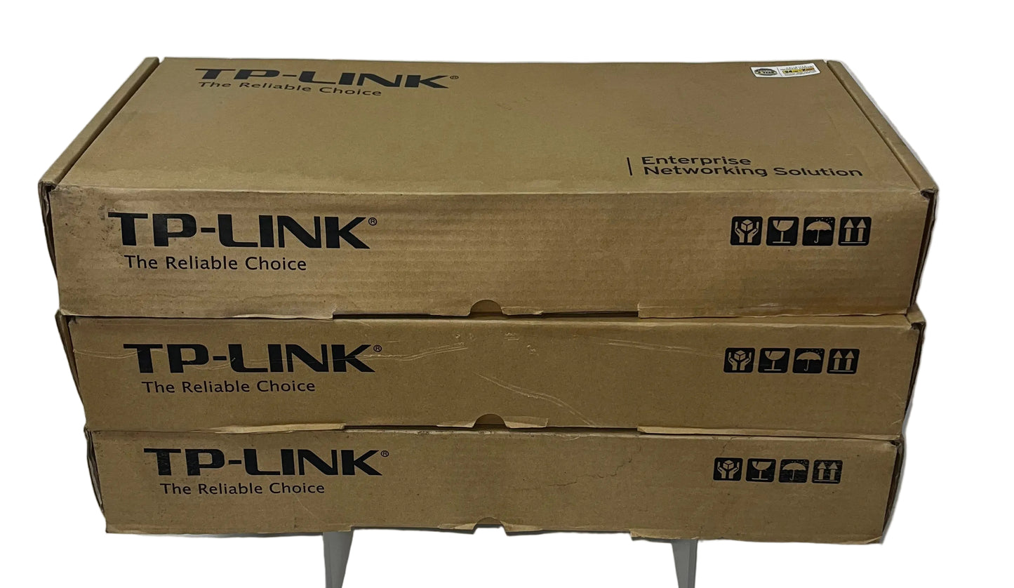 TP-Link TL-SL1226 24-Port +2 - Unmanaged Rackmount Network Switch by TP-Link