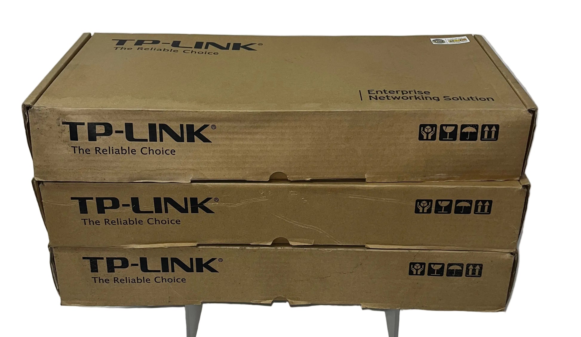 TP-Link TL-SL1226 24-Port +2 - Unmanaged Rackmount Network Switch by TP-Link