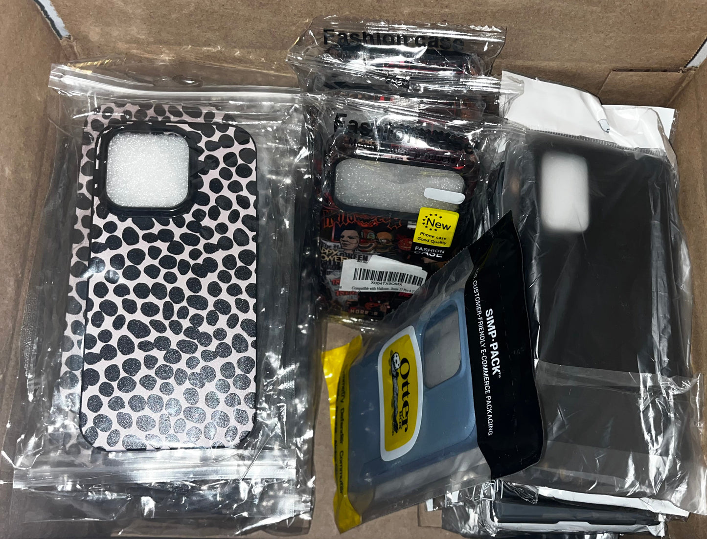 Mixed lot of Assorted iPhone Samsung Phone Cases Protective Cover Mixed Bundle by Mixed Brands
