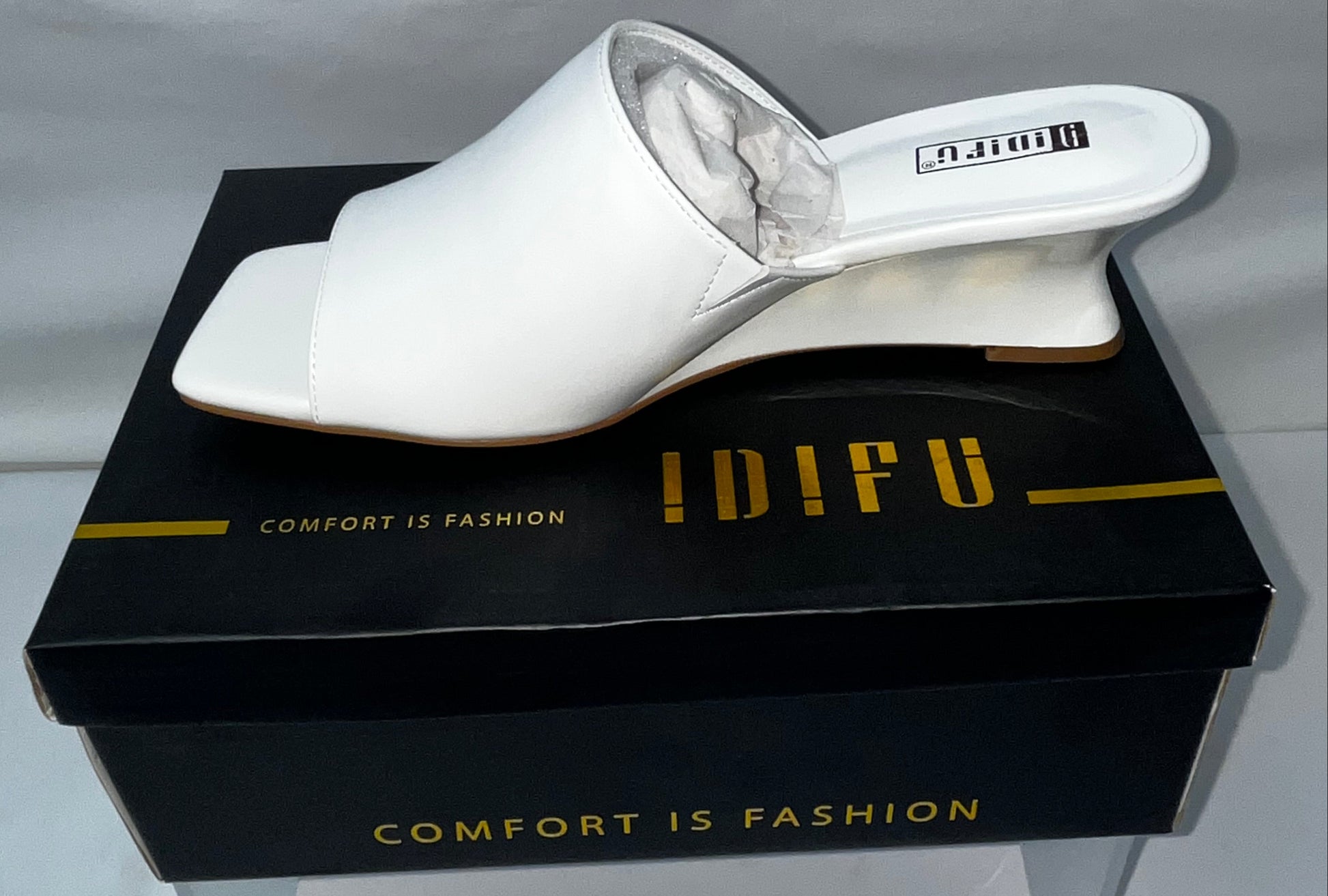 Lot of 5 - IDIFU Women's White Slip-On Low Wedge Sandals Size 8.5 New in Box by IDIFU