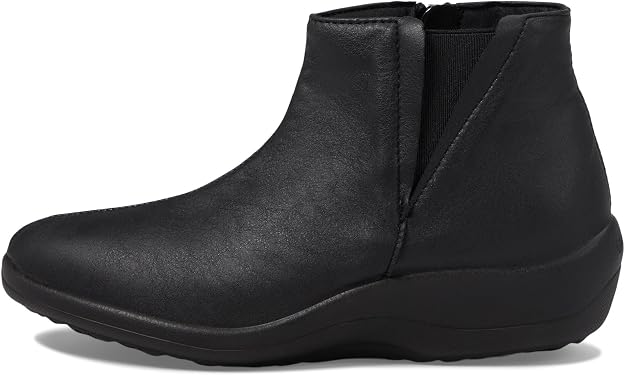 Arcopedico Women's Black Ankle Boots Side Zip Lightweight Comfort Boots Made in Portugal NIB by Arcopedico