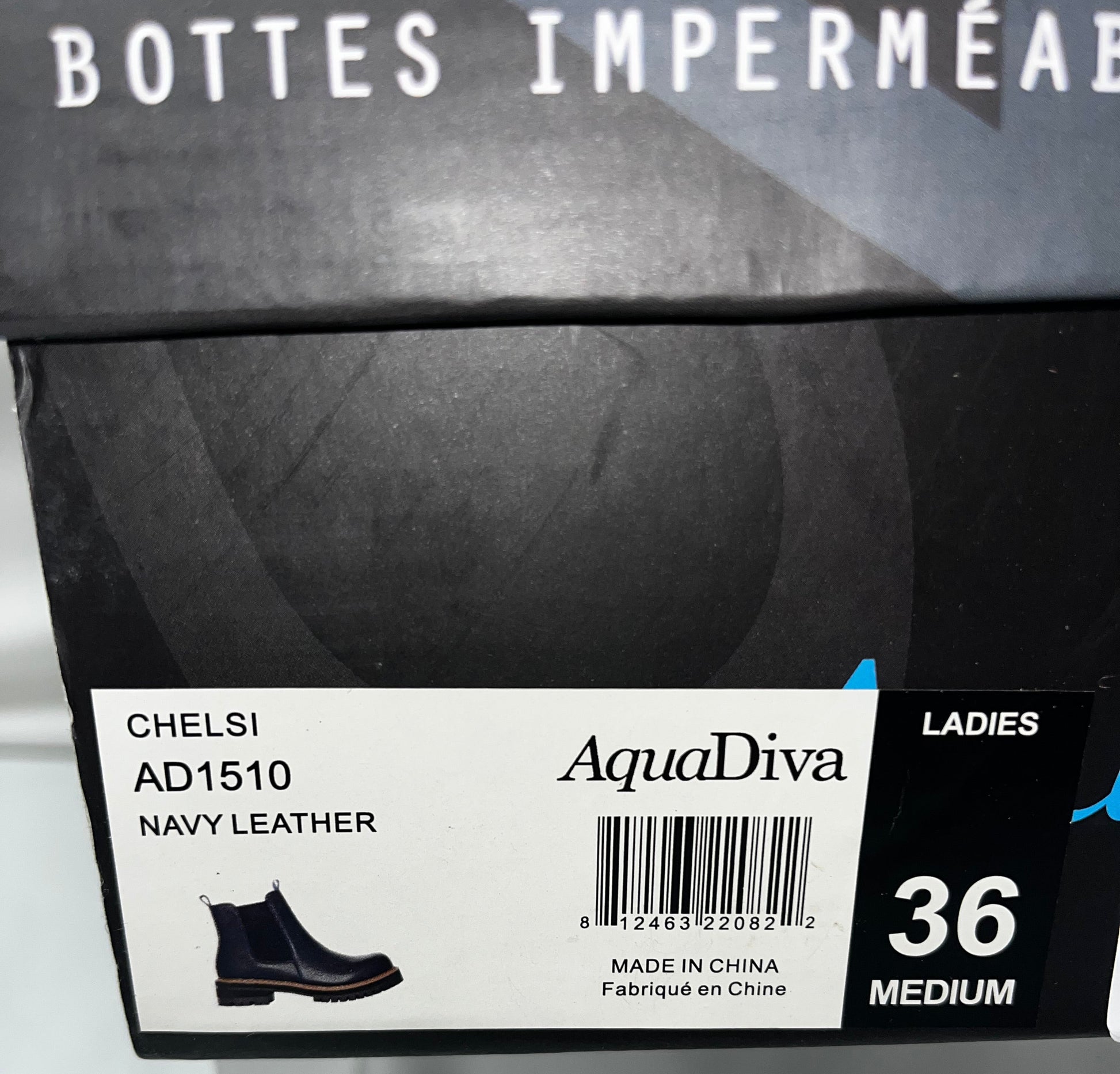 AquaDiva Chelsi Women's Navy Leather Waterproof Chelsea Boots EU 36 by AquaDiva
