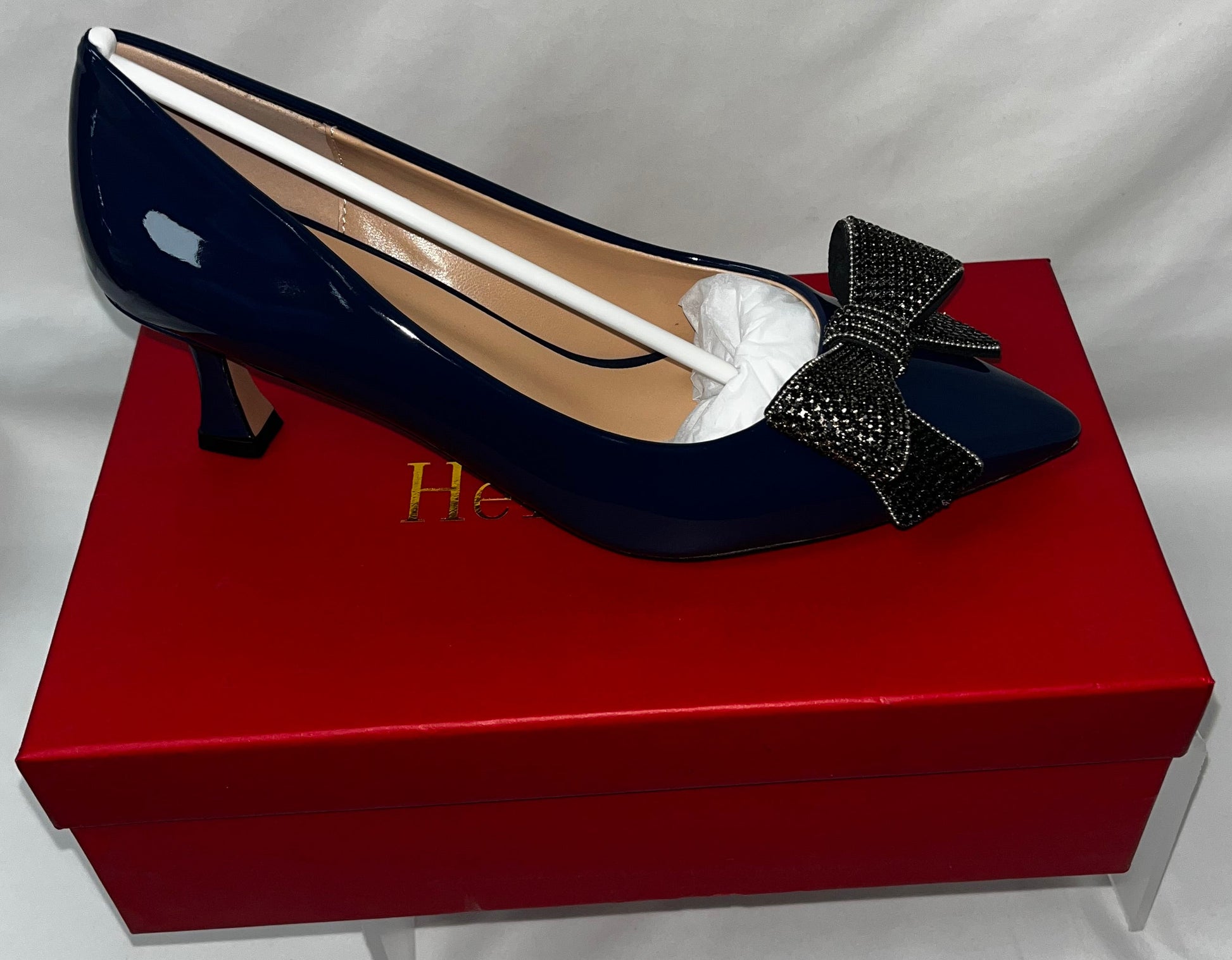 Lot of - 4 Heishemca Navy Blue Patent Bow Kitten Heel Pumps Women's US 7.5 New by Heishemca