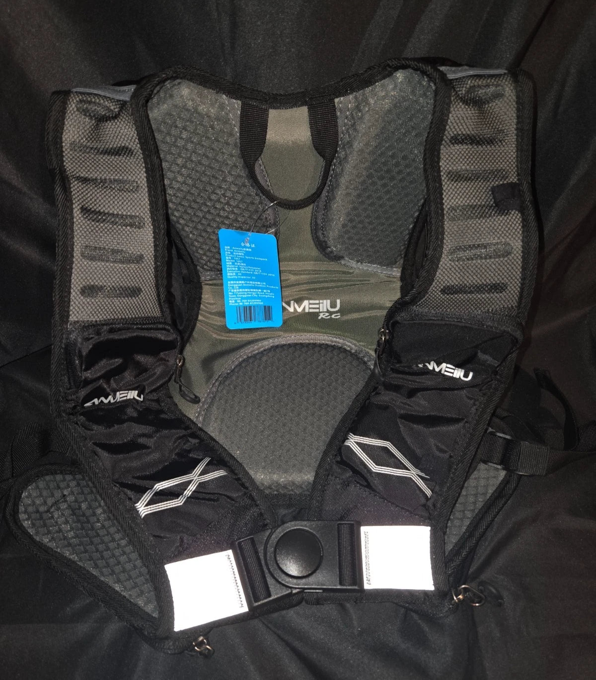 ANMEILU Hydration Backpack with 2L Water Bladder - Running, Cycling, Hiking Pack